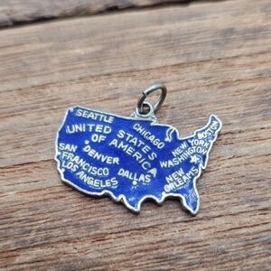United States Map Charm P411